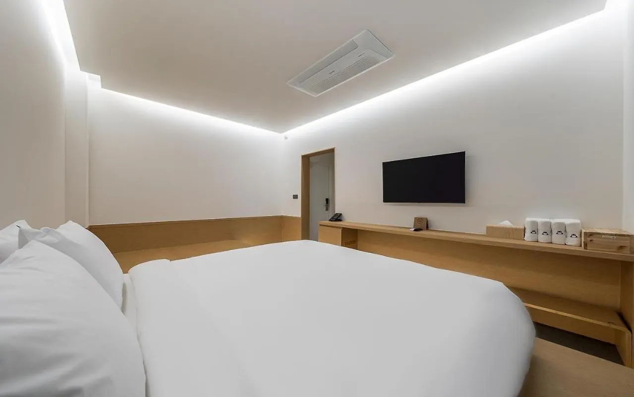 Bluefrog Hotel Incheon