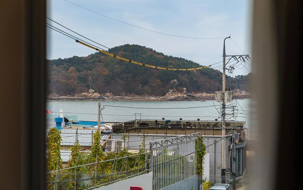 Bluefrog Hotel Incheon