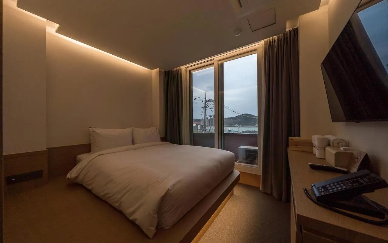 Bluefrog Hotel Incheon