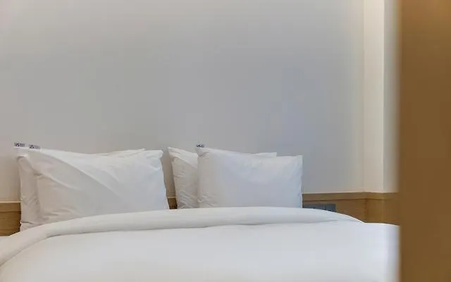 Bluefrog Hotel Incheon Korsel