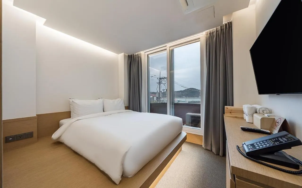 Bluefrog Hotel Incheon